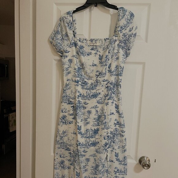 Commense Uncomplicated Afternoons Toile Floral Slit Midi Dress - Picture 2 of 3
